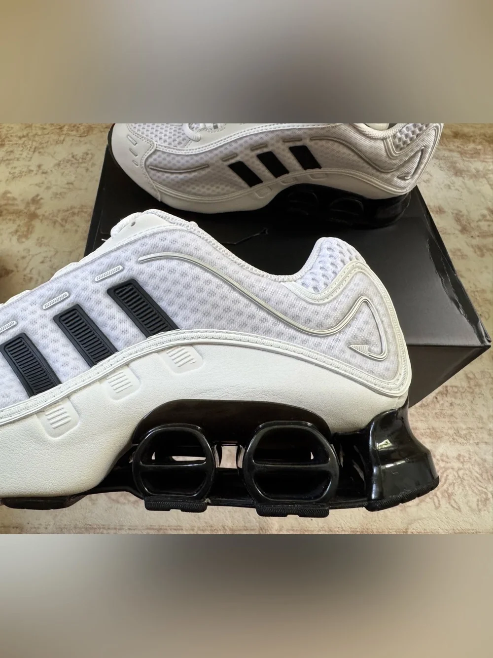 adidas Megaride O1 White/Core/Black/Silver Men’s Size 11